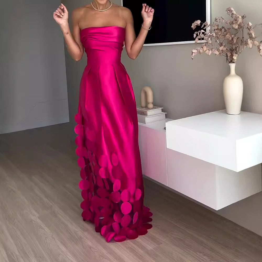 Damen Abendkleid mit Aufregendem Schichten Design und Raffinierten Details EB