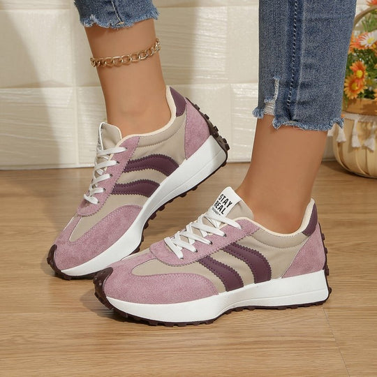 Damen Sportliche Retro-Sneaker mit rutschfester Sohle EB