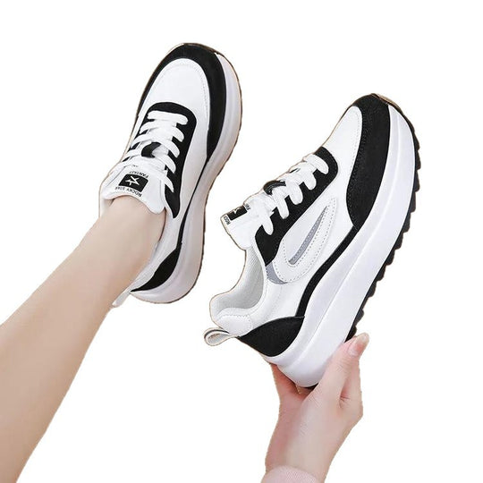 Damen Komfort-Sneaker mit dicker Plateausohle und trendigem Design EB
