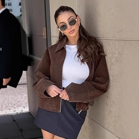 Damen Suede Jacke mit großzügigem Schnitt und eleganten Details EB