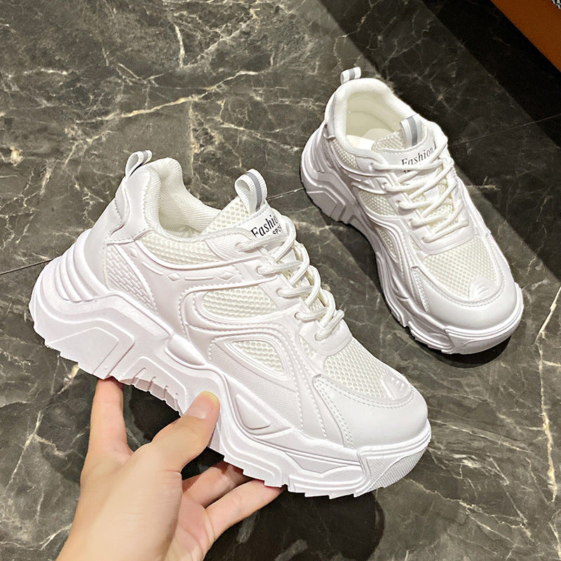 Damen Sportliche Plattform Sneaker mit atmungsaktivem Obermaterial und robustem Sohlenprofil EB