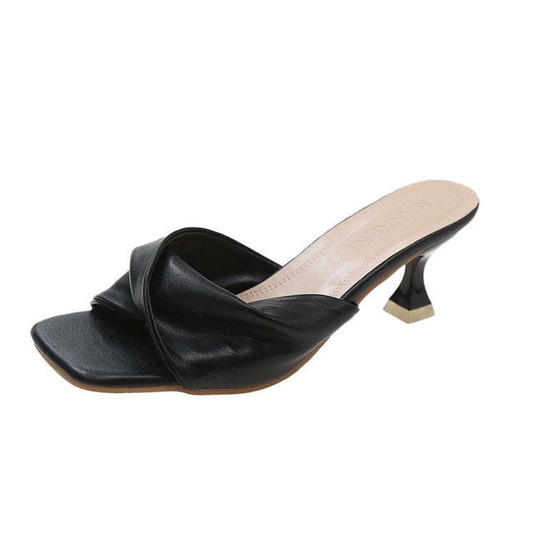 Damen Elegante Mules mit geschwungenem Riemendesign und komfortablem Absatz EB