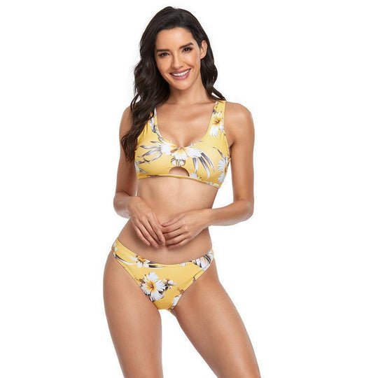 Damen Bikini-Set mit floralem Design und modernem Cut-Out EB