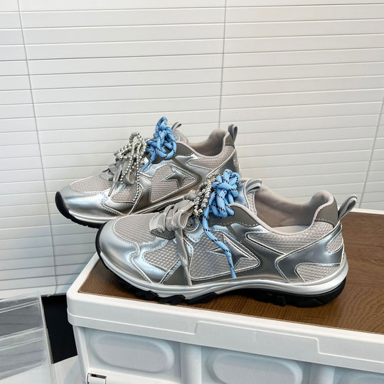 Damen Sportliche Sneakers mit einzigartiger Schnürung und modischen Akzenten EB