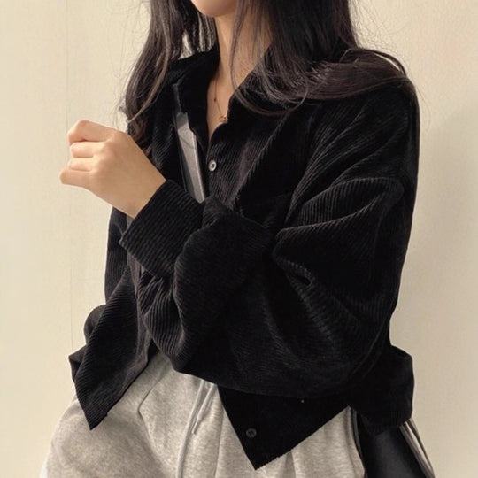 Damen Kurzgeschnittene Cordjacke mit Oversize-Ärmeln und Brusttaschen EB