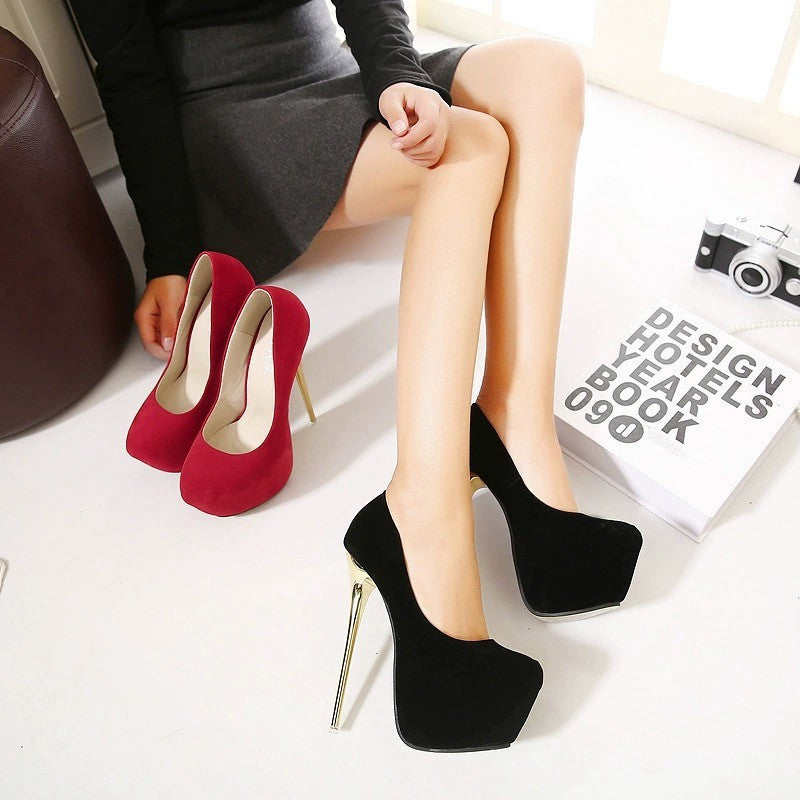 Damen High-Heel Pumps mit elegantem goldenen Absatz EB