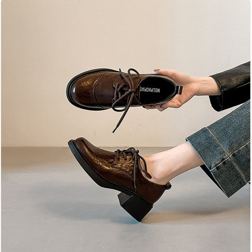 Damen Bequeme Schnürschuhe mit blockierendem Absatz EB