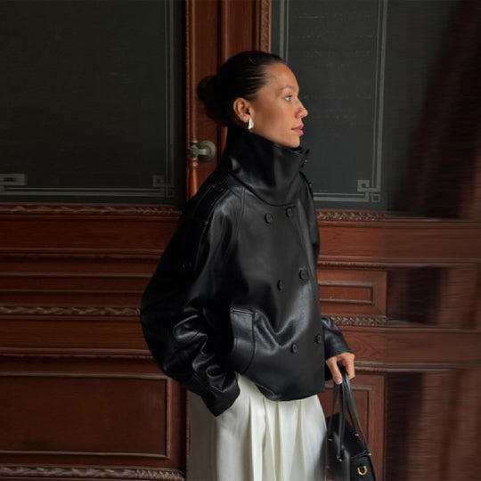 Damen Übergröße Kunstlederjacke mit asymmetrischem Revers EB