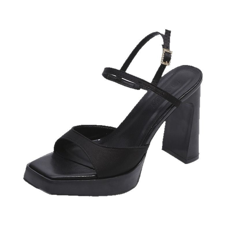 Damen Trendige Plateau Sandalen mit elegantem Riemchen und glamourösem Absatz EB