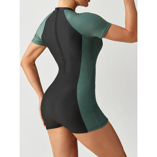Damen Schwimmanzug mit kurzem Arm und figurformendem Schnitt EB