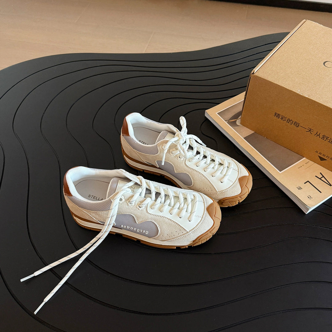 Damen Sneaker mit sportlichem Design und atmungsaktiver Oberfläche EB