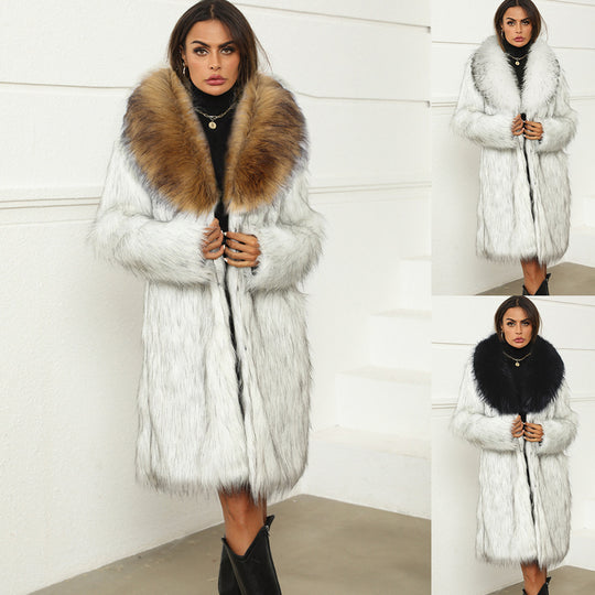 Damen Luxuriöser Kurzmantel aus Kunstpelz mit voluminösem Kragen EB
