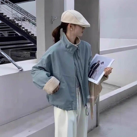 Damen Kurze Oversize Bomberjacke mit Teddyfutter an Bündchen und Stehkragen EB
