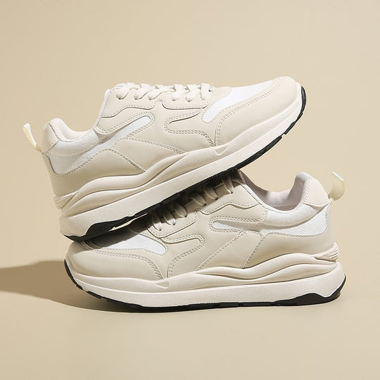 Damen Sportliche Sneaker mit atmungsaktiver Konstruktion und dämpfender Sohle EB