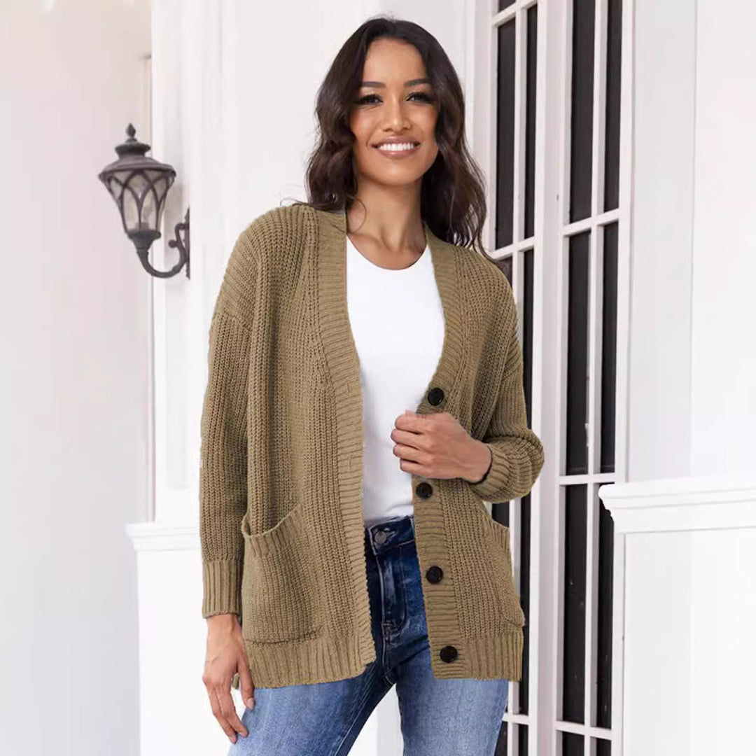 Damen Grober Strickcardigan mit praktischen Taschen und eleganten Knopfdetails EB