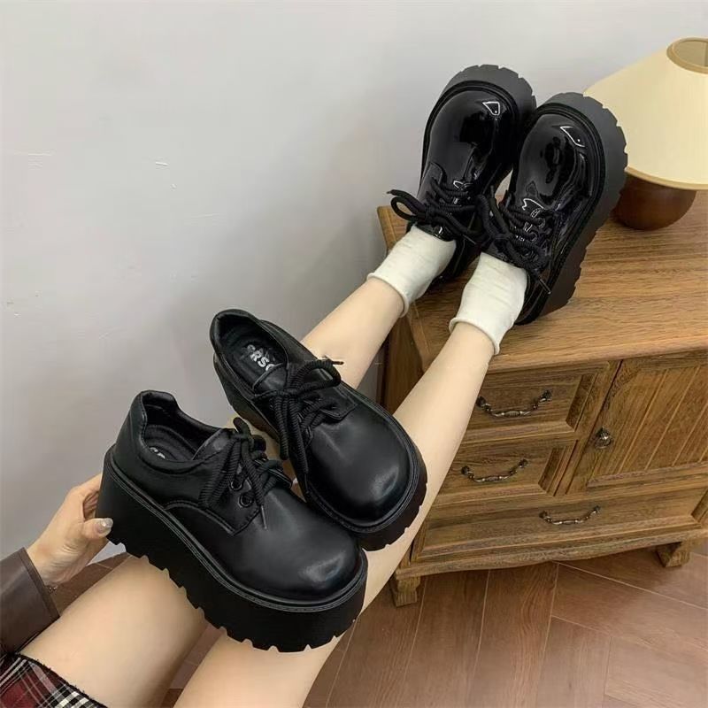 Damen Modische Schnürschuhe mit robustem Plateau und sockenähnlichem Detail EB