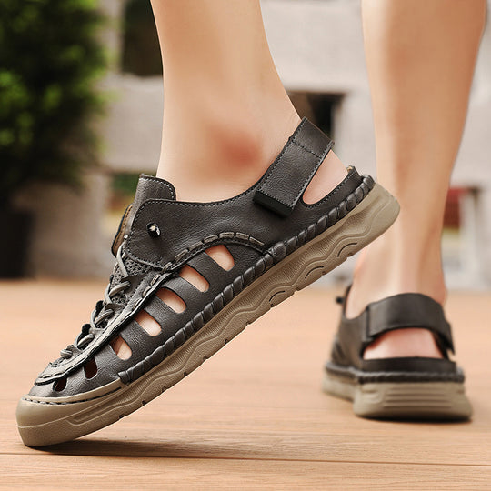 Damen Sportliche Sandalen mit perforierten Designelementen und verstellbarem Riemen EB