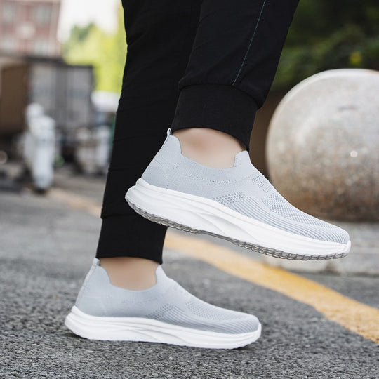Damen nan gestrickter Sockensneaker mit stoßdämpfender Keilsohle und nahtlosem Slip-On EB