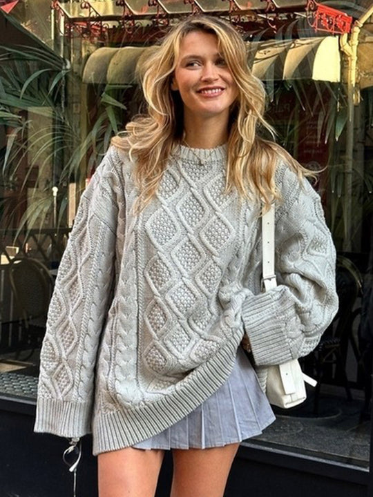 Damen Grobstrickpullover mit dekorativem Zopf-Muster und lässigem Schnitt EB