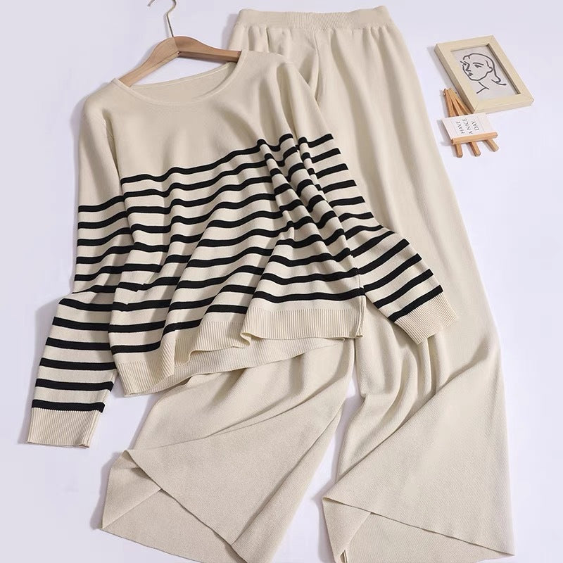 Damen gemütliches Strick-Loungewear-Set mit Streifenmuster EB