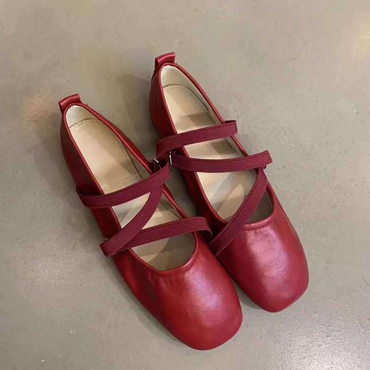 Damen elegantes Ballerina-Modell mit modischem Riemchen und hochwertigem Leder EB
