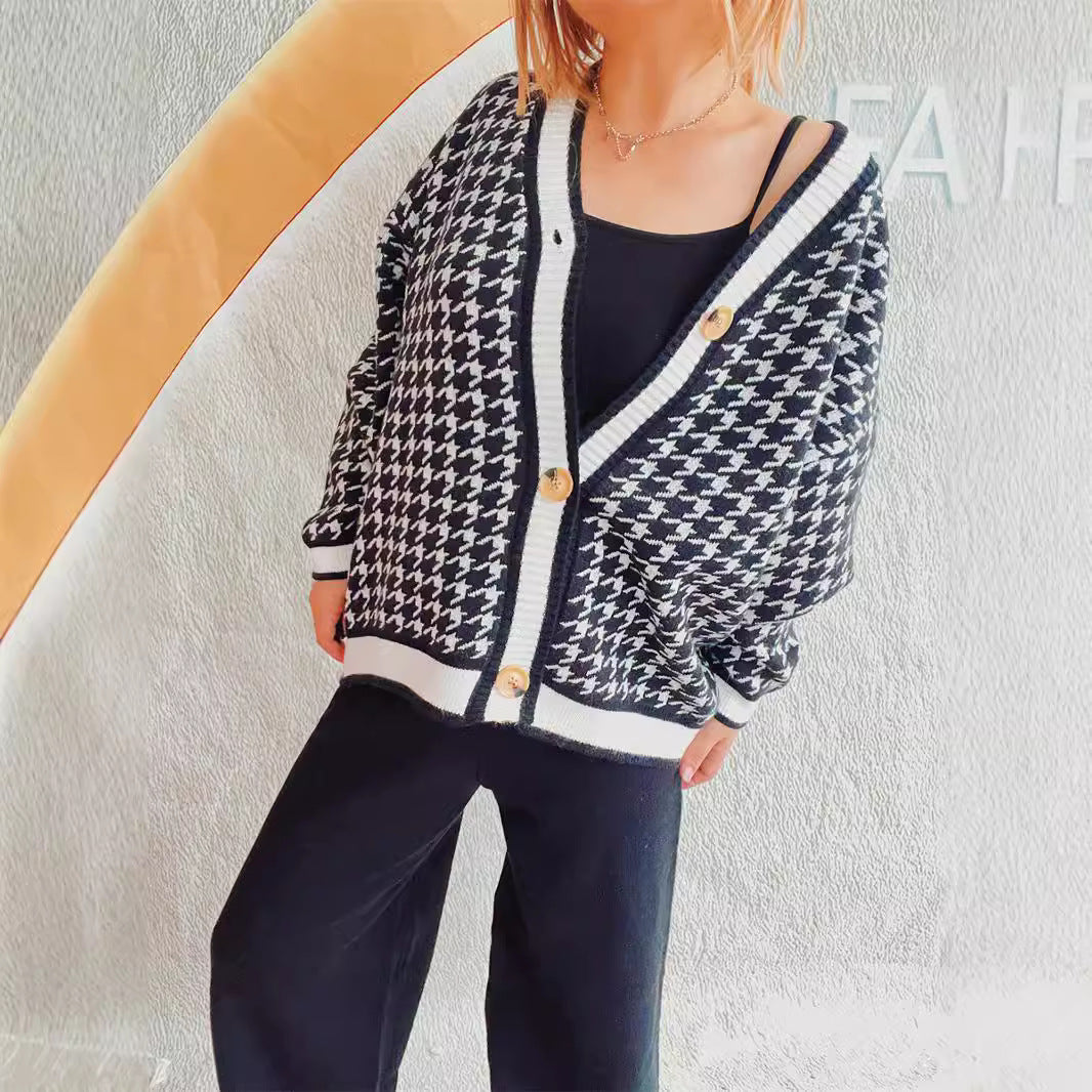 Damen oversized Strickjacke im klassischen Hahnentrittmuster EB