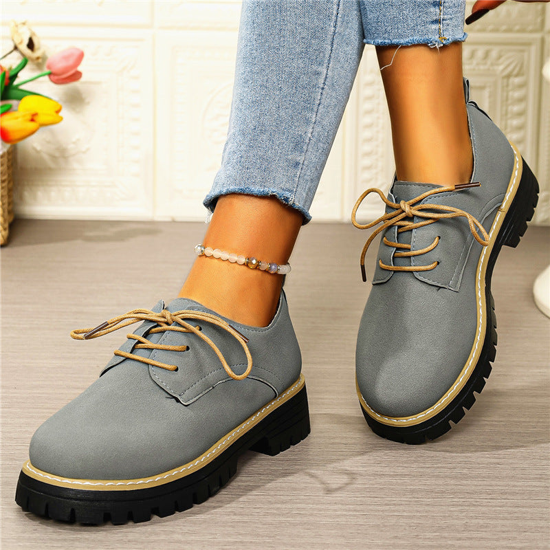 Damen Schnürschuhe mit robustem Profil und modernem Look EB