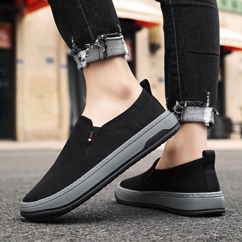 Damen Slip-On Sneakers mit atmungsaktiver Oberflächenstruktur EB