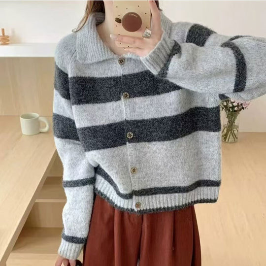 Damen Strickjacke mit dekorativem Kragen und modischen Streifen EB
