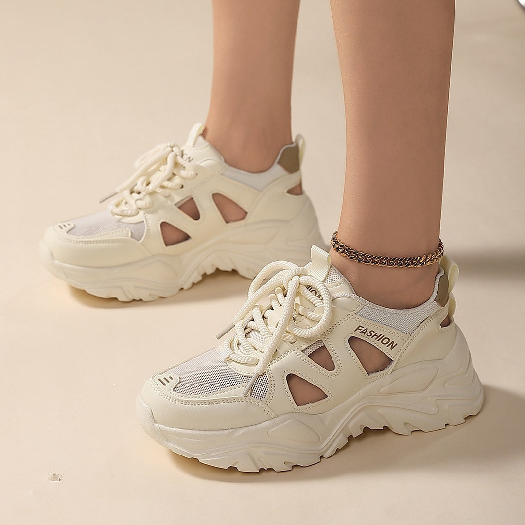 Damen Sportliche Chunky Sneaker mit atmungsaktivem Mesh-Obermaterial und rutschfester Sohle EB
