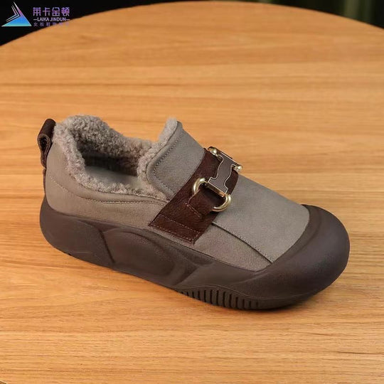 Damen Komfortable und warme Hausschuhe mit stylischem Riemen und kuscheligem Innenfutter EB