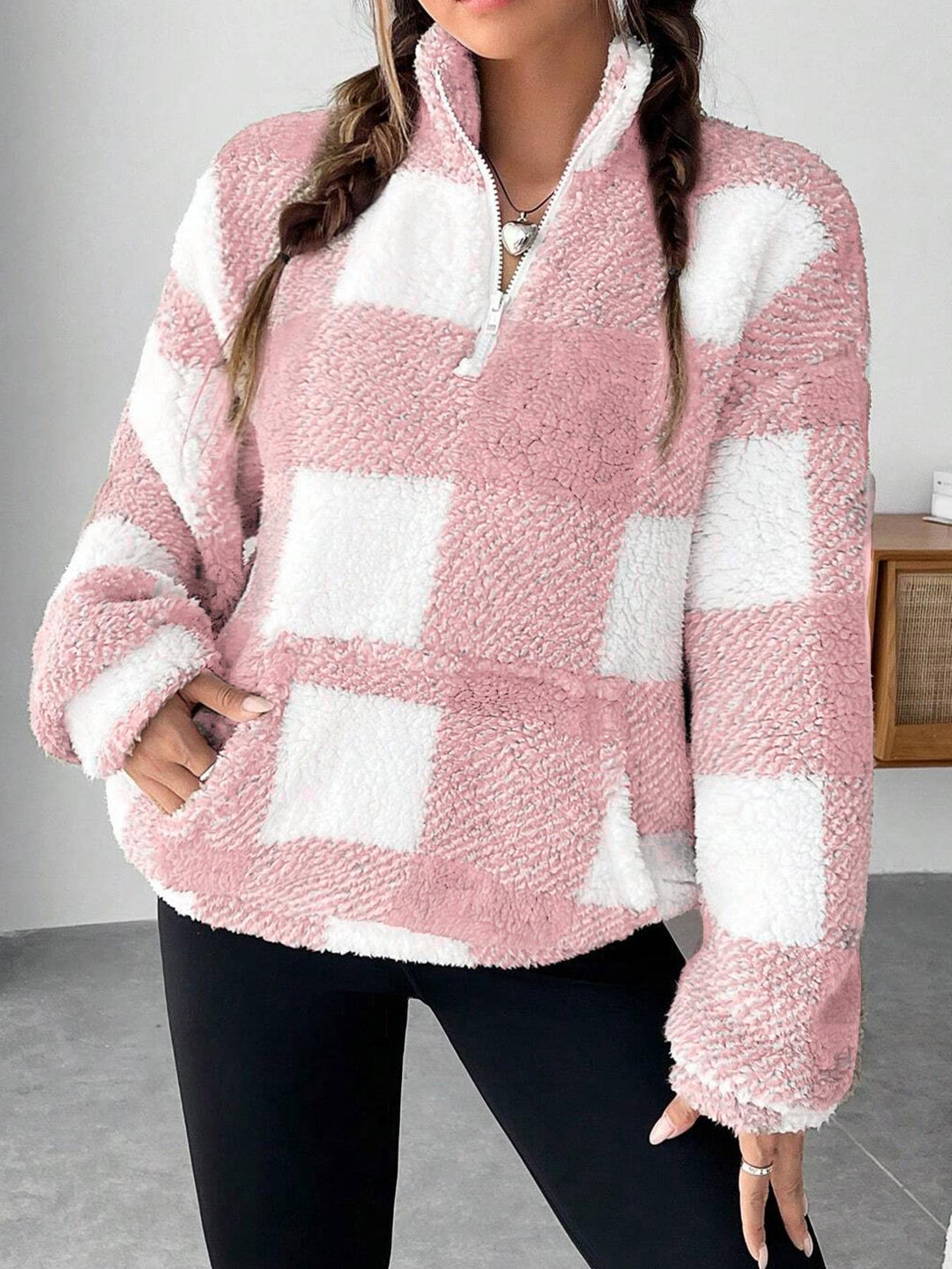 Damen nan kuscheliger Sherpa-Pullover mit Stehkragen, Half-Zip und Kängurutasche EB