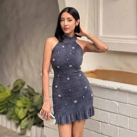 Damen elegantes Kleid mit Stehkragen und dekorativen Strass-Details EB