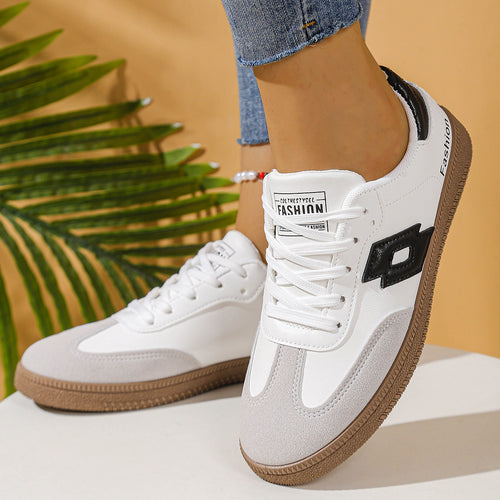 Damen Sportliche Sneaker mit hochwertiger Oberflächenstruktur und rutschfester Sohle EB