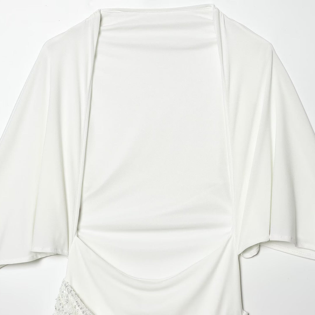 Damen elegantes Oberteil mit geschwungenem Saum und funkelnden Applikationen EB
