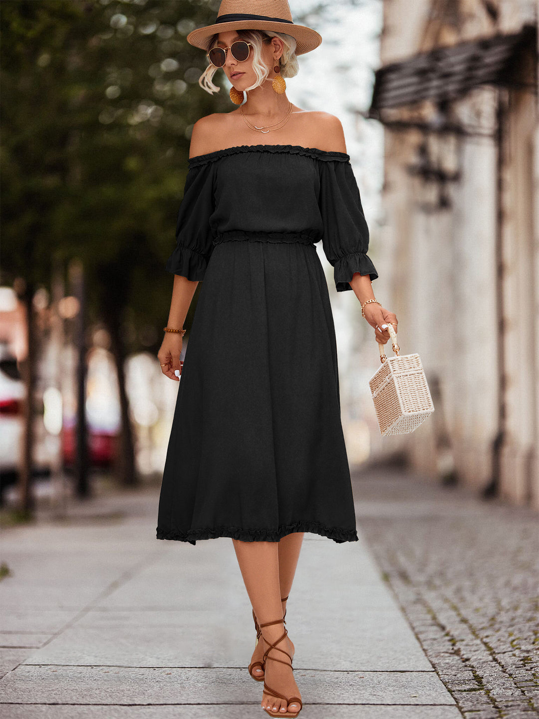 Damen Off-Shoulder Maxikleid mit elastischem Tailleneinsatz und Rüschendetails EB
