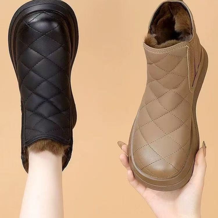 Damen gefütterte Winterstiefeletten mit modischem Kunstfell und rutschfester Sohle EB