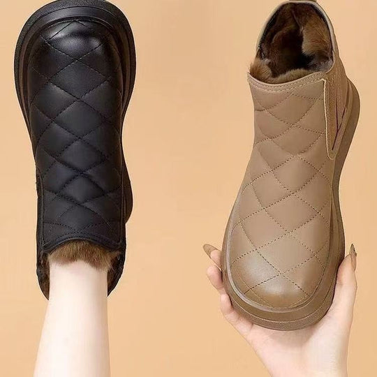 Damen gefütterte Winterstiefeletten mit modischem Kunstfell und rutschfester Sohle EB