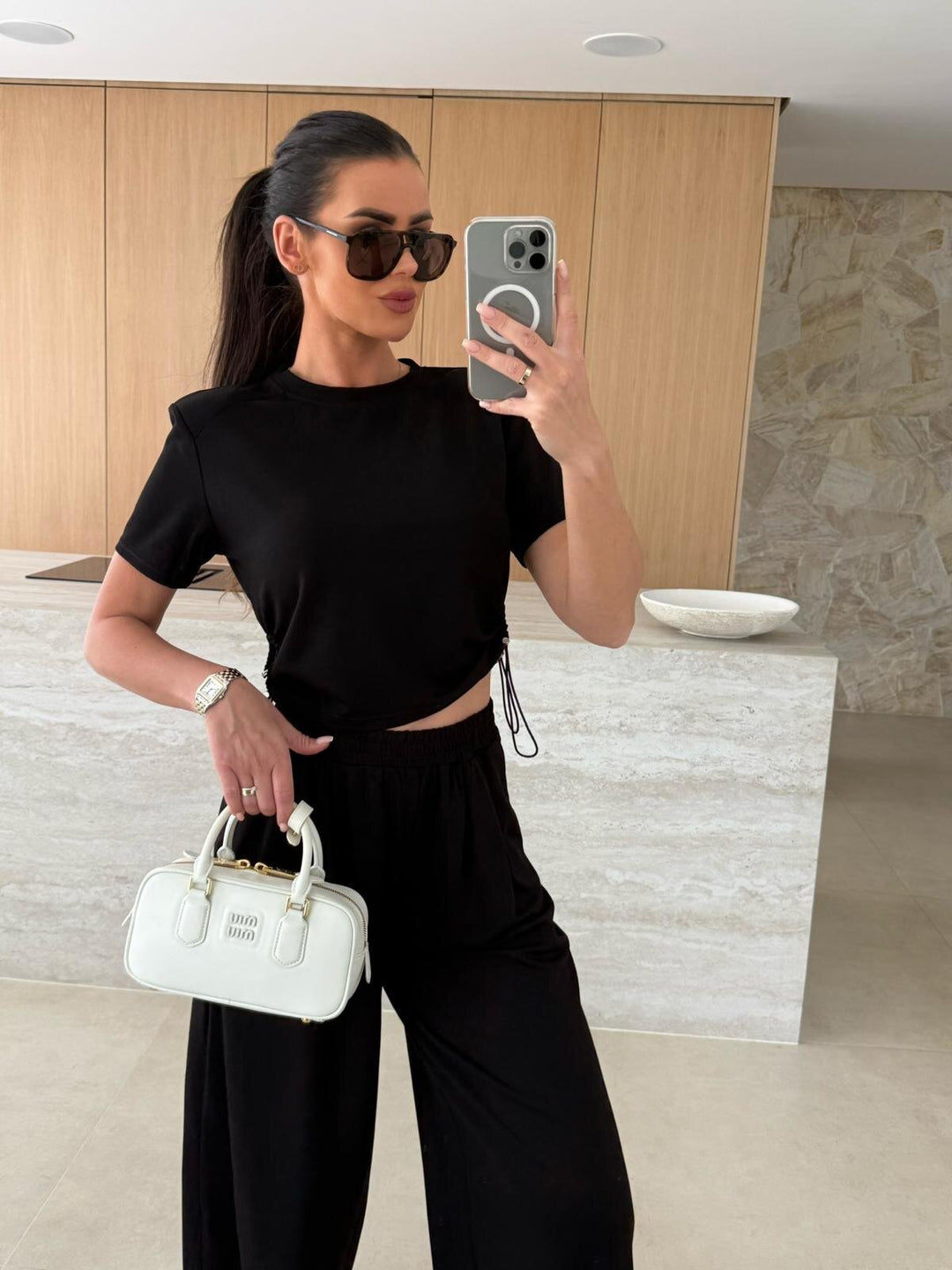 Damen lässiges Set aus Crop-Top und Jogginghose EB