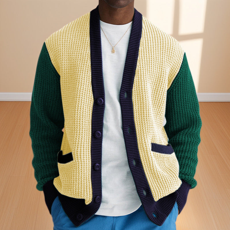 Herren Strickjacke mit Kontrastfarben und praktischen Taschen EB