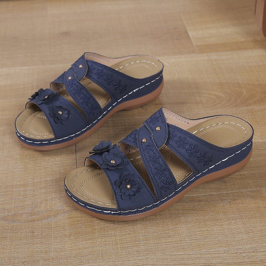 Damen bequeme Sandalen mit floralem Design und ergonomischem Fußbett EB