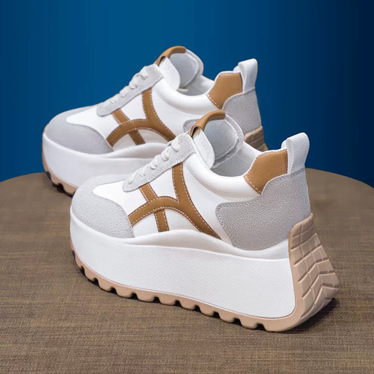 Damen Sportliche Plateau-Sneaker mit modischem Obermaterial und rutschfester Sohle EB