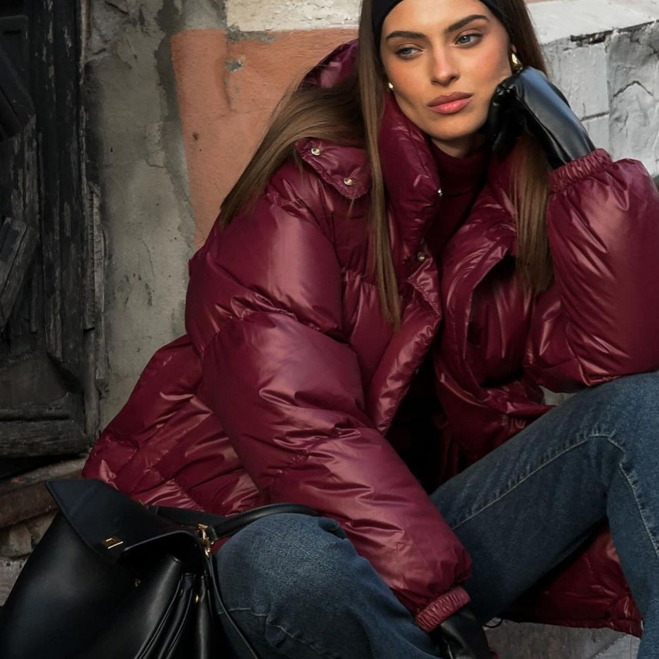 Damen Steppjacke mit voluminösem Schnitt und hohem Kragen EB