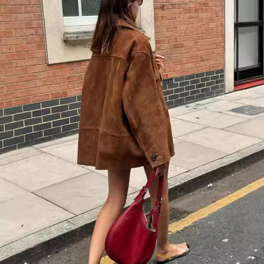 Damen Oversized Wildlederjacke mit Knopfdetails EB