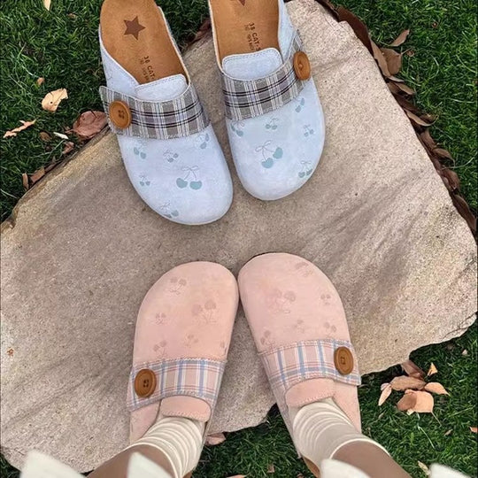 Damen Clogs mit modischem Karodesign und dekorativer Knopfdetails EB