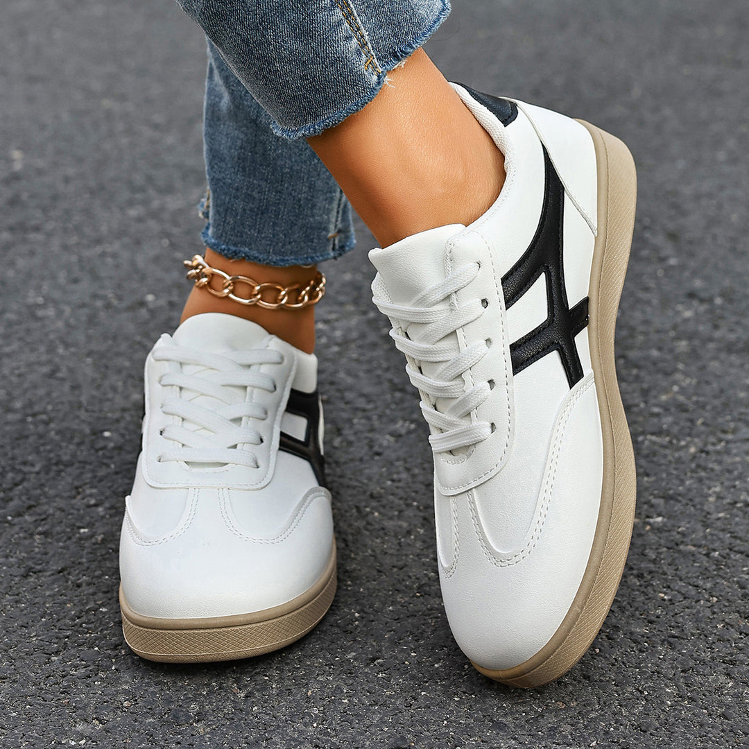 Damen Komfortable Sneaker mit modischem Design EB