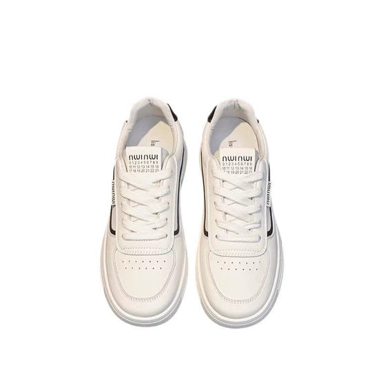 Damen Sneaker mit flauschigem Innenfutter und sportlicher Silhouette EB