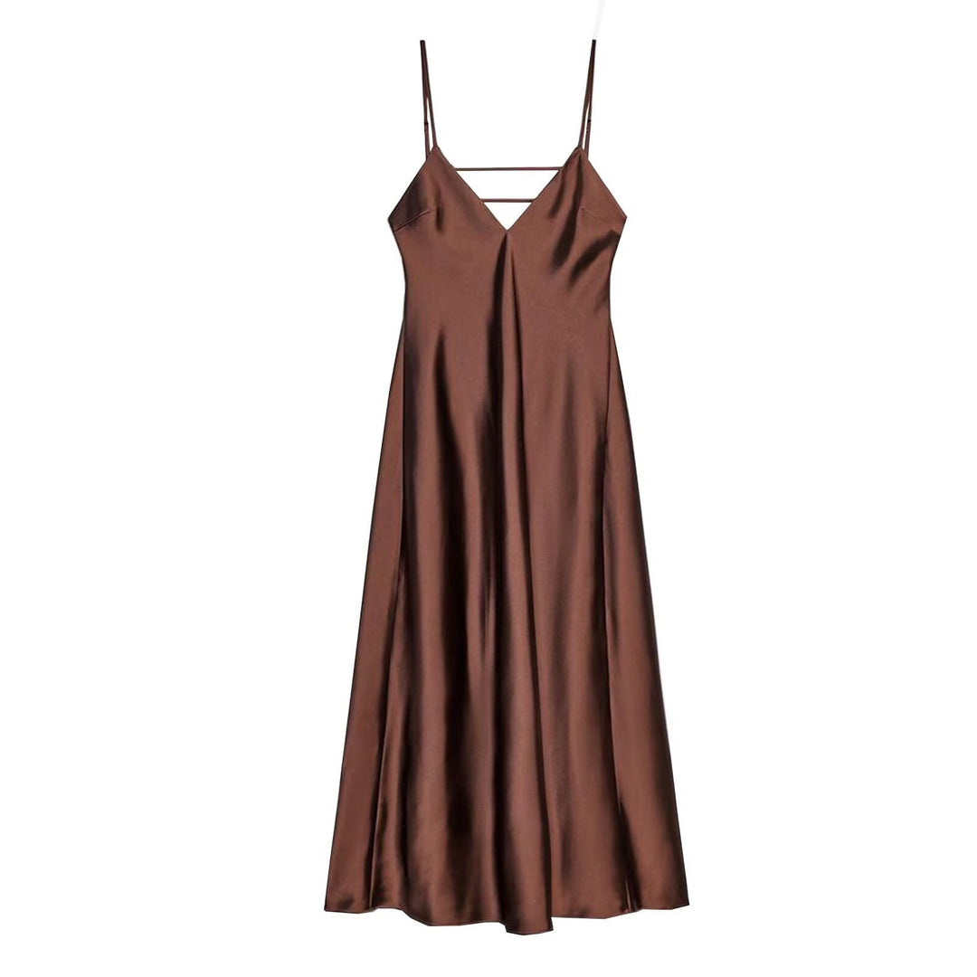 Damen Sommerliches Spaghettiträgerkleid mit schmeichelndem Schnitt und fließendem Stoff EB