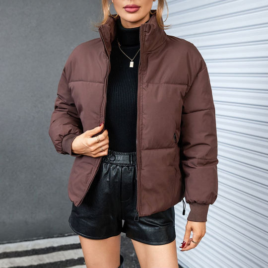 Damen Winter-Steppjacke mit hochschließendem Kragen und praktischen Reißverschlusstaschen EB