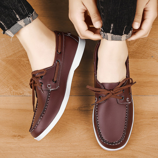 Herren maritim inspirierte Lederslipper mit sportlichem Design EB